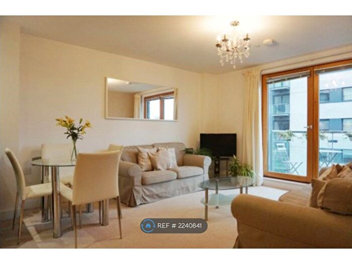 1 Bedroom Flat To Rent In Cypress Place, Manchester, M4