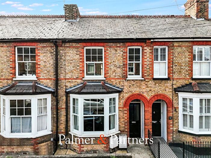 3 Bedroom Terraced House For Sale In Weight Road, Chelmsford, Essex, CM2