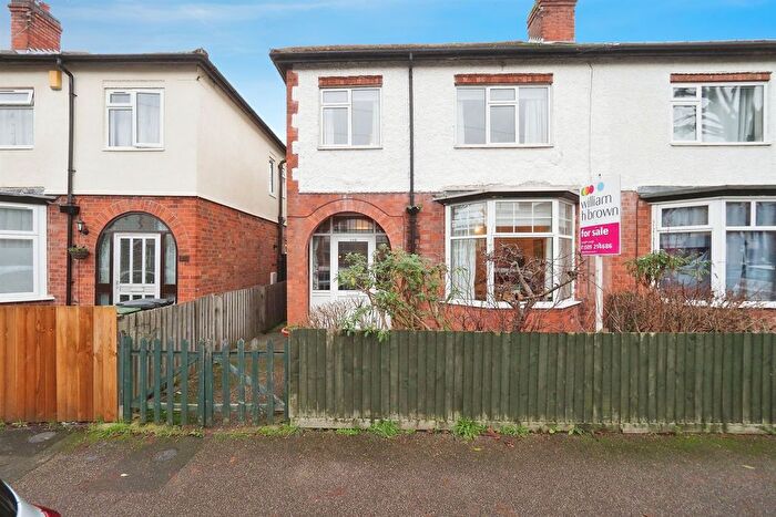 3 Bedroom Semi Detached House For Sale In Albert Promenade, Loughborough, LE11