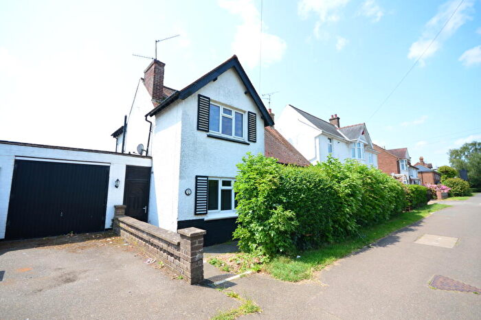 3 Bedroom House To Rent In Braybrooke Road, Desborough, Kettering, NN14