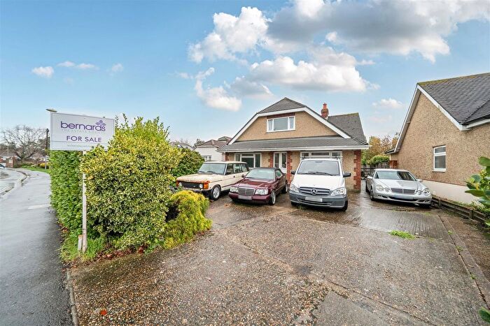 5 Bedroom Chalet For Sale In Crofton Lane, Stubbington, Fareham, PO14