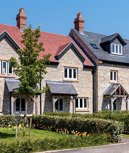 2 Bedroom Town House To Rent In Mansfield Way, Baltonsborough, BA6