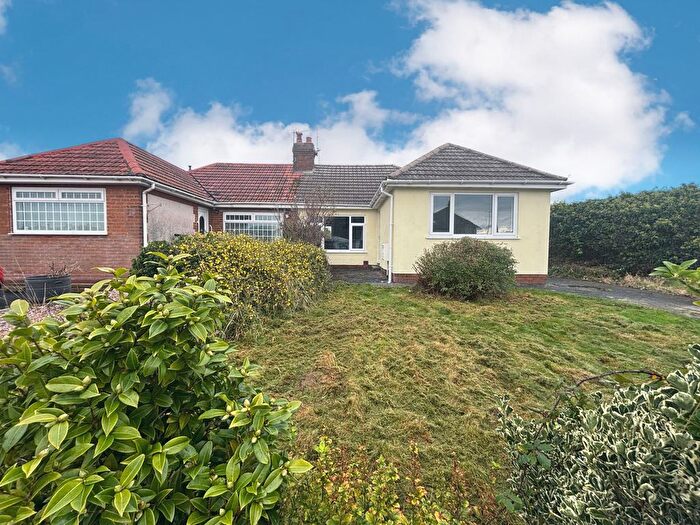 2 Bedroom Bungalow For Sale In Crofton Avenue, Bispham, FY2