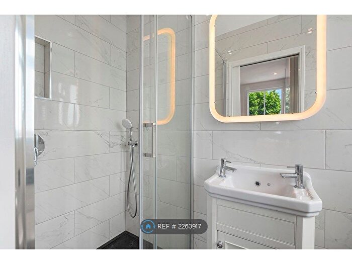 1 Bedroom Flat To Rent In Bouverie Road, London, N16