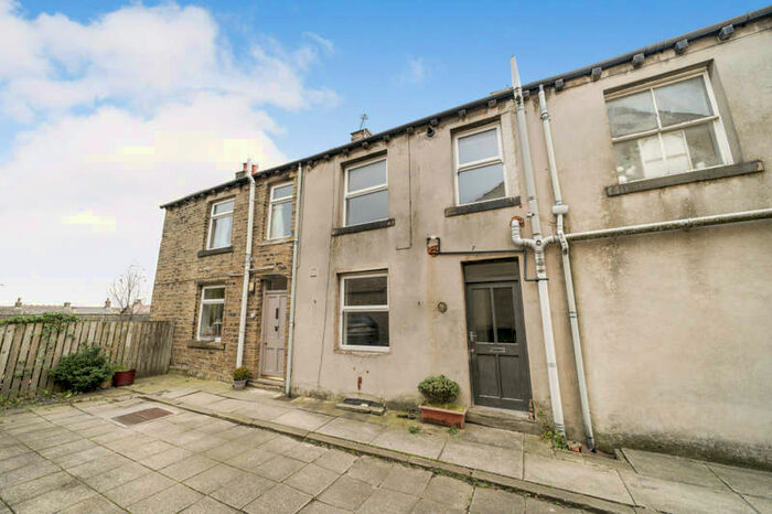 1 Bedroom Terraced House To Rent In Lidget Street, Huddersfield, HD3