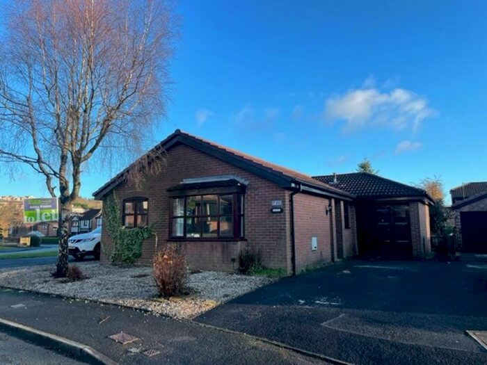 3 Bedroom Bungalow To Rent In Park Avenue, Haslingden, Rossendale, BB4