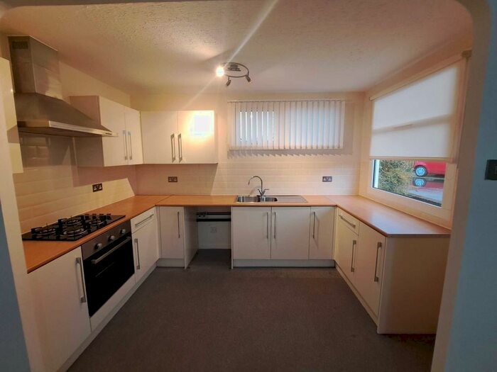 3 Bedroom Bungalow To Rent In Darfield, Upholland, WN8