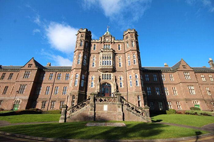 2 Bedroom Flat To Rent In Regents House, Law, Dundee, DD3