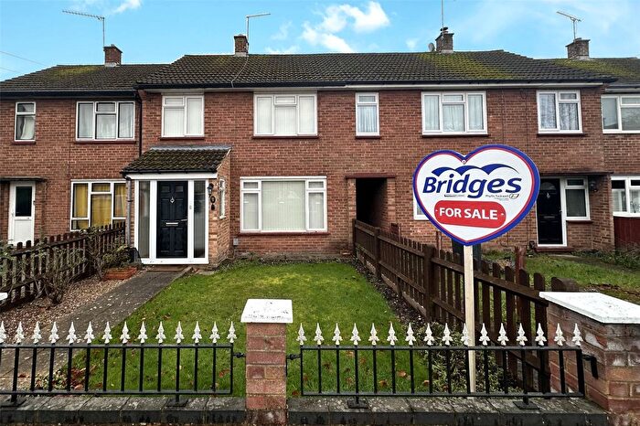 3 Bedroom Terraced House For Sale In Wittmead Road, Mytchett, Camberley, Surrey, GU16