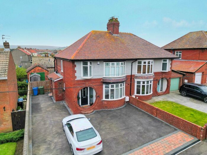 3 Bedroom Semi-Detached House For Sale In Cliff Road, Staithes, Saltburn-By-The-Sea, TS13