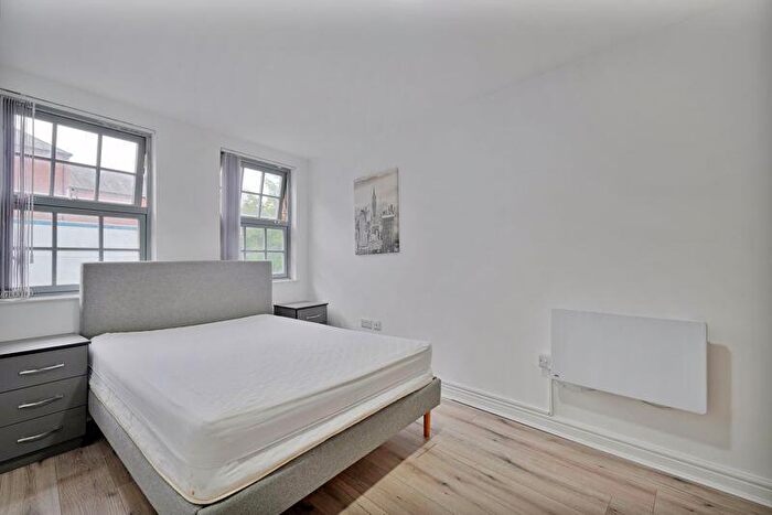 2 Bedroom Apartment To Rent In Flat A, Furnace Hill, Sheffield, S3