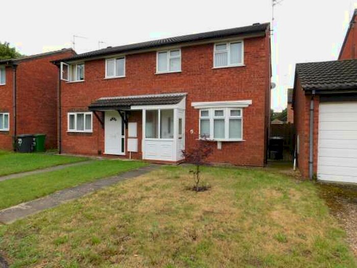 3 Bedroom Semi-Detached House To Rent In Pheasant Grove, Werrington, Peterborough, PE4