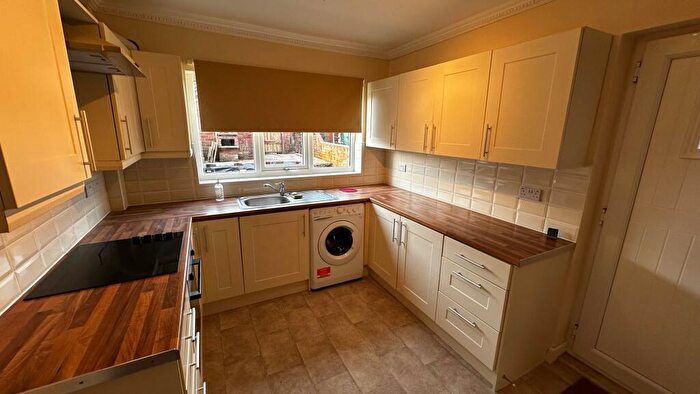 2 Bedroom House To Rent In Ivanhoe Road, Conisbrough, Doncaster, DN12