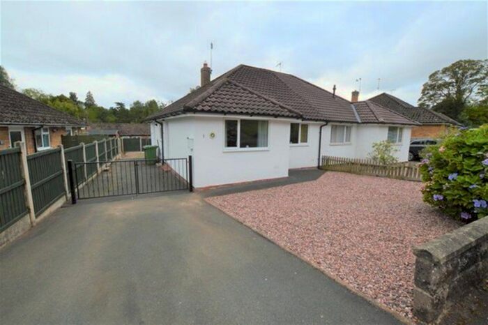 3 Bedroom Bungalow For Sale In Kiln Bank Crescent, Market Drayton, Shropshire, TF9