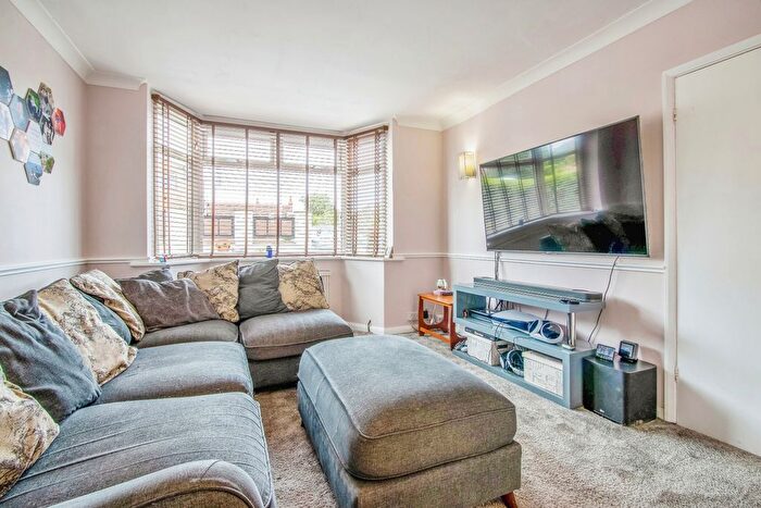 4 Bedroom Detached House For Sale In Potovens Lane, Outwood, Wakefield, West Yorkshire, WF1