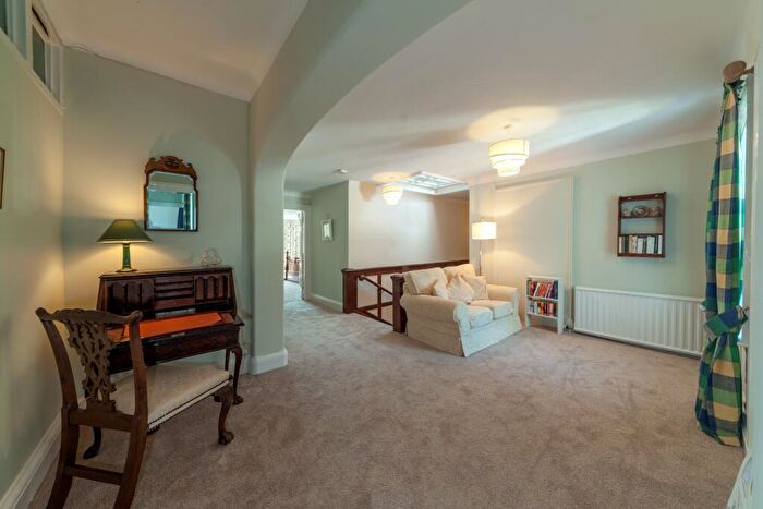 4 Bedroom Semi-Detached House To Rent In Rope Hill, Boldre, Lymington, SO41