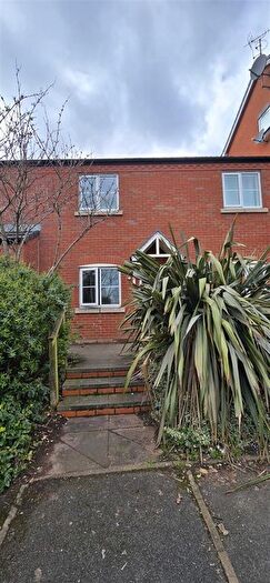 2 Bedroom Property To Rent In Kinsey Road, Smethwick, B66