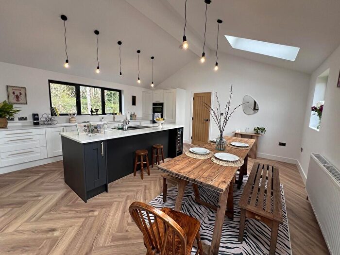 4 Bedroom Detached House For Sale In Wadsworth Lane, Hebden Bridge, HX7