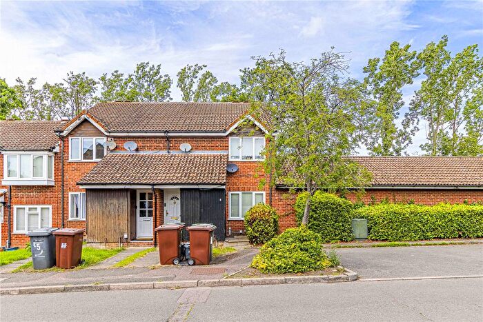 1 Bedroom Flat To Rent In Danziger Way, Borehamwood, Hertfordshire, WD6