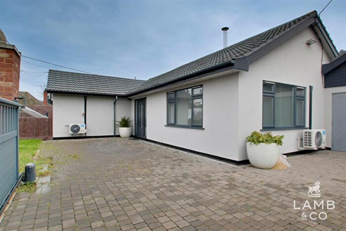 4 Bedroom Detached Bungalow To Rent In White Lodge Crescent, Thorpe-Le-Soken, Clacton-On-Sea, CO16