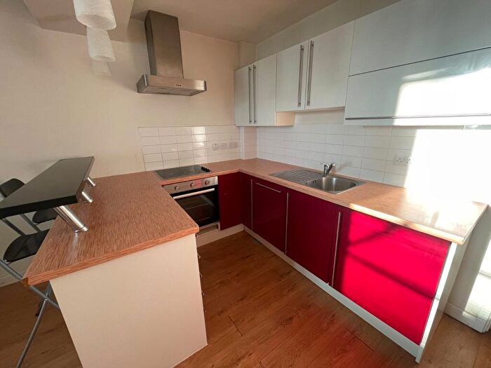 1 Bedroom Flat To Rent In Fulcrum, Furnival Street, Sheffield, Yorkshire, S1