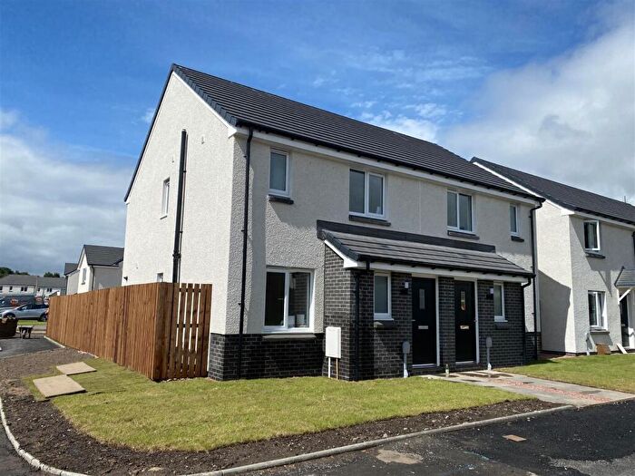 3 Bedroom Semi-Detached House To Rent In Muirton Farm Road, Kirkcaldy, KY1