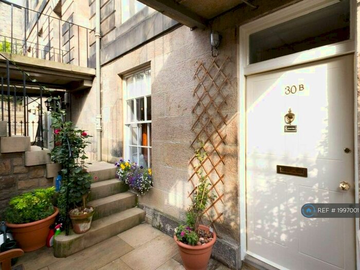 1 Bedroom Flat To Rent In Cumberland Street, Edinburgh, EH3