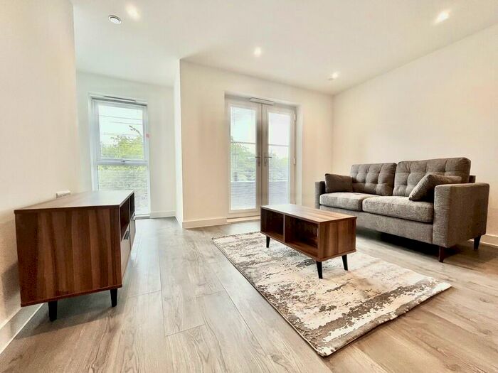 1 Bedroom Apartment To Rent In Alexandra Park, LS4