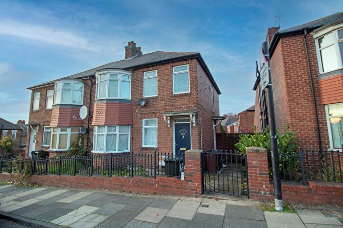 3 Bedroom Flat To Rent In Atkinson Road, Newcastle Upon Tyne, Tyne And Wear, NE4