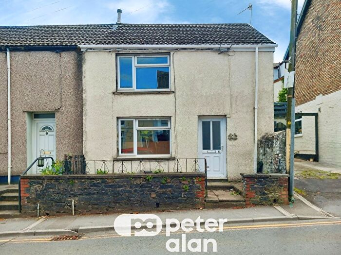 3 Bedroom Property To Rent In Monk Street, Aberdare, CF44