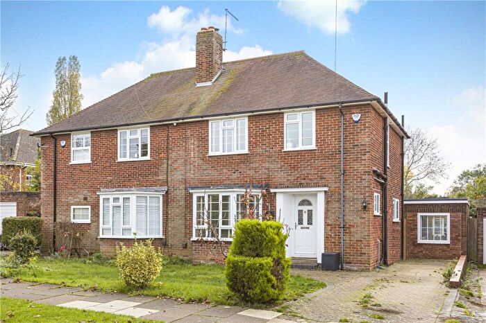 3 Bedroom Semi Detached House For Sale In Rooks Hill, Welwyn Garden City, Hertfordshire, AL8