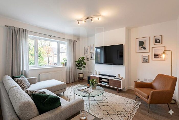 Property To Rent In Denison Close, London, N2
