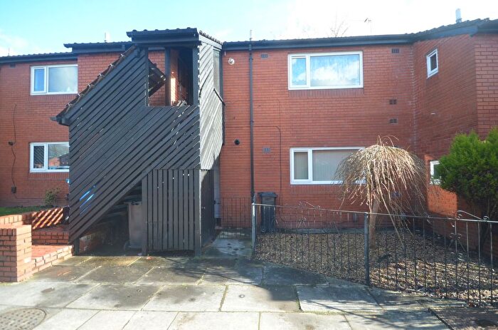 2 Bedroom Detached House To Rent In The Hove, Murdishaw, Runcorn, WA7