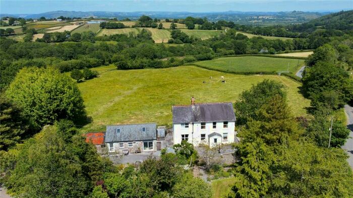 4 Bedroom Detached House For Sale In Llanarthne, Carmarthen, Carmarthenshire, SA32