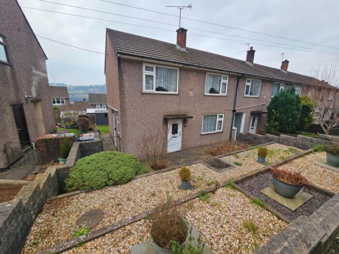 3 Bedroom End Of Terrace House For Sale In Holly Road, Risca, Newport, Gwent, NP11