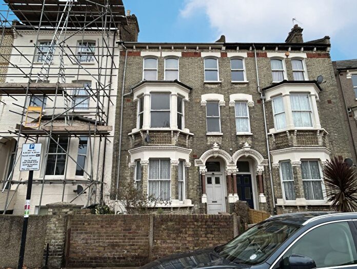 2 Bedroom Flat For Sale In A St. Ann's Crescent, Wandsworth, London, SW18