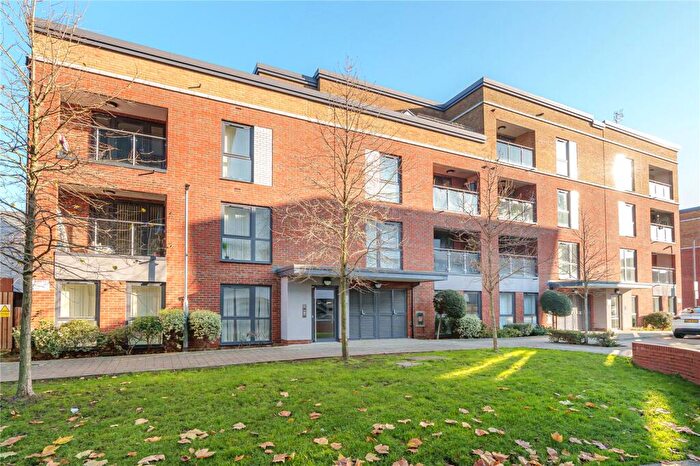 1 Bedroom Apartment For Sale In Dolomite Court, Arla Place, Ruislip, HA4