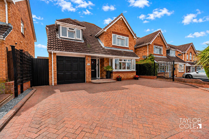 4 Bedroom Detached House For Sale In Emberton Way, Amington, B77