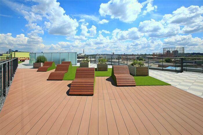 2 Bedroom Flat To Rent In Rotherhithe New Road, London, SE16