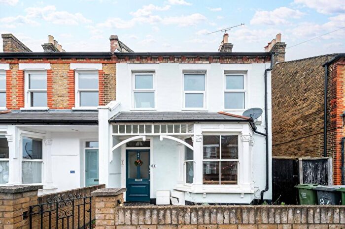 3 Bedroom Flat To Rent In Albacore Crescent, Ladywell, London, SE13