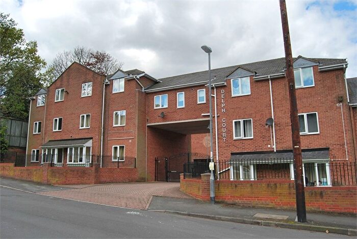 2 Bedroom Flat To Rent In Delph Court, Woodhouse, Leeds, LS6