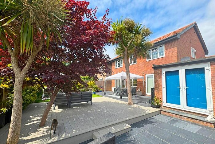 4 Bedroom Detached House For Sale In Clarendon Park, Lymington, Hampshire, SO41