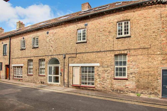 1 Bedroom Flat To Rent In Orchard Lane, Huntingdon, PE29