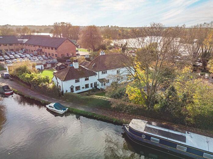 2 Bedroom Terraced House For Sale In Coppermill Lane, Harefield, UB9