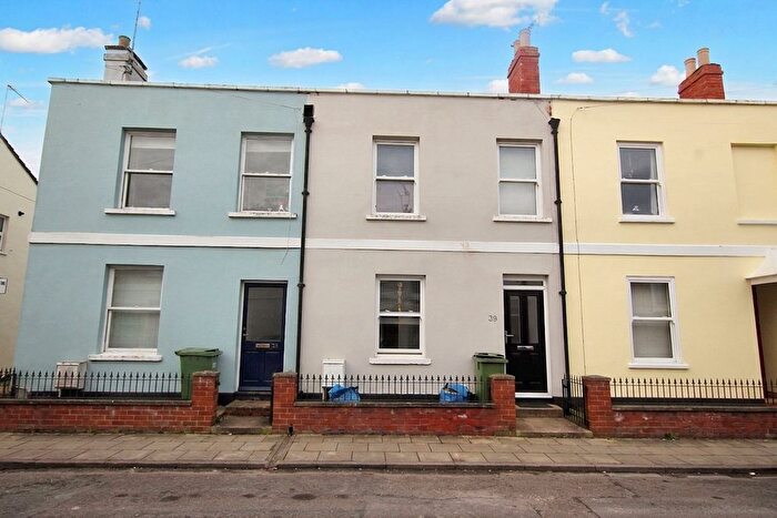 5 Bedroom Terraced House For Sale In Burton Street, Cheltenham, GL50