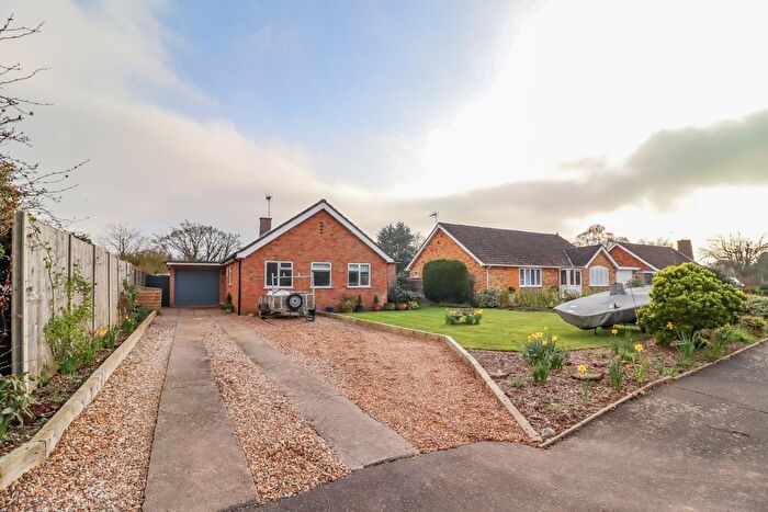 3 Bedroom Detached Bungalow For Sale In Pearsons Close, Holt, NR25