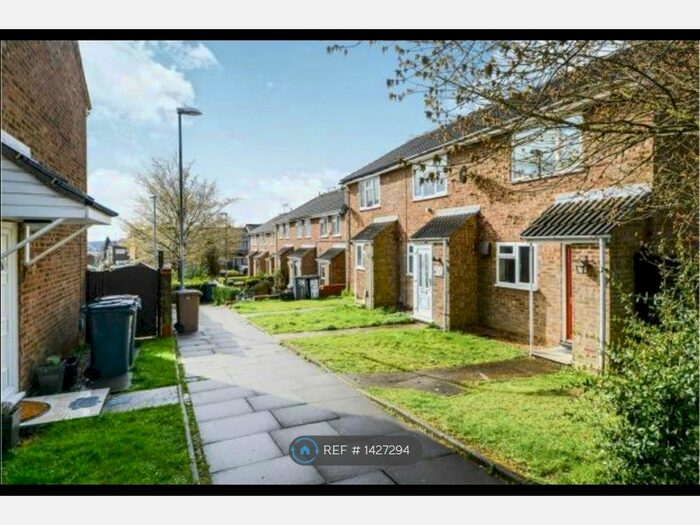 2 Bedroom Terraced House To Rent In Brussels Way, Luton, LU3