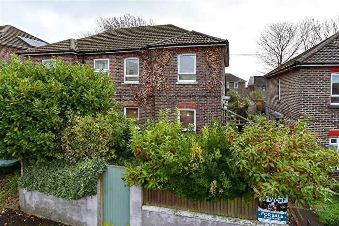 3 Bedroom Semi Detached House For Sale In Pankhurst Avenue, Brighton, East Sussex, BN2