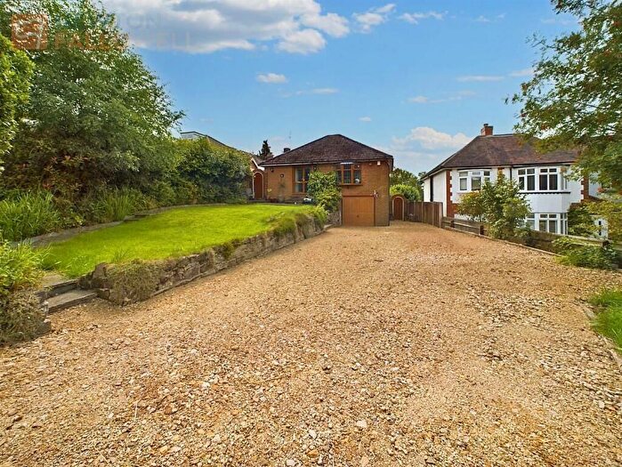 2 Bedroom Detached Bungalow For Sale In Cumberledge Hill, Rugeley, WS15