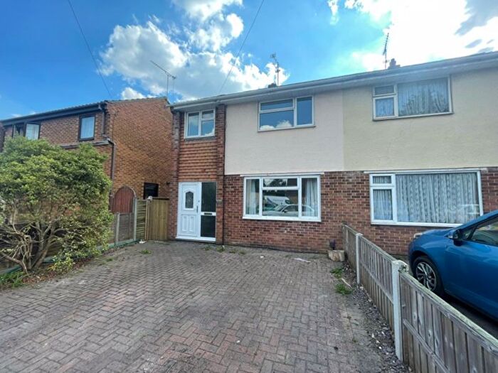 3 Bedroom Semi-Detached House To Rent In Bedroom Semi-Detached House To Rent, Ermin Street, Stratton, SN3